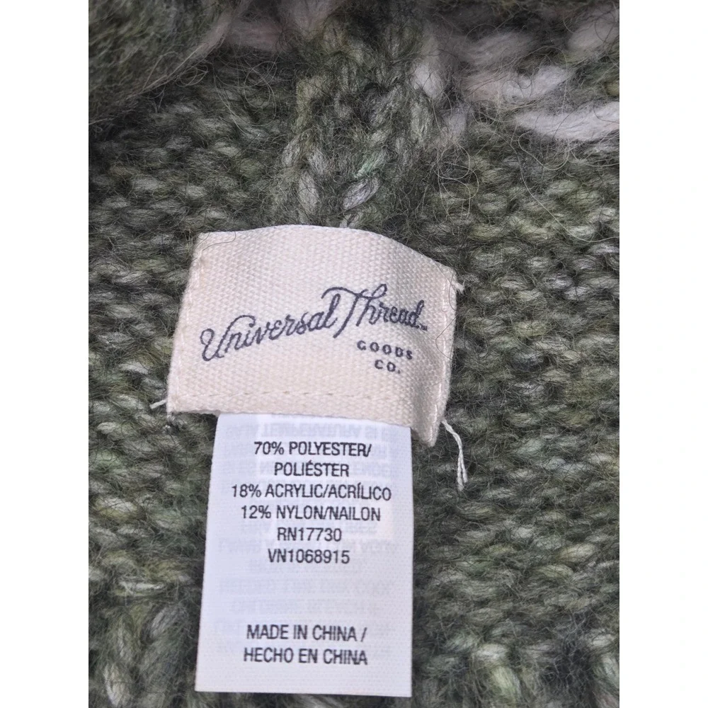 Universal Thread Beanie One Size Olive Green Womens Fair Isle Pom Pom Winter Hat